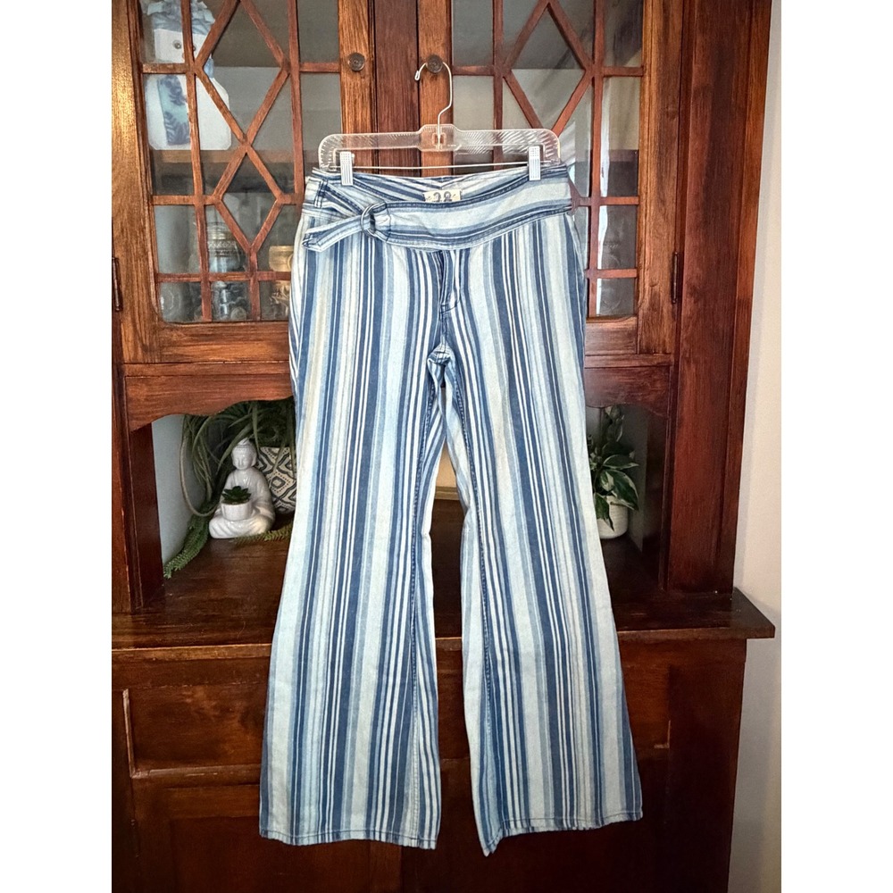 We The Free Free People Striped Blue White Wide Leg Belted Jeans 28 OB934536